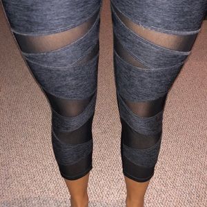VOGO Athletica Crop Leggings